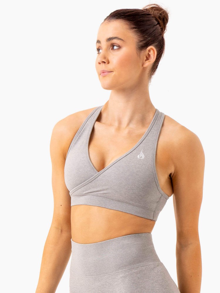 Ryderwear Essential Seamless Cross Over Sports Bra Ljusgrå | NCX-069375