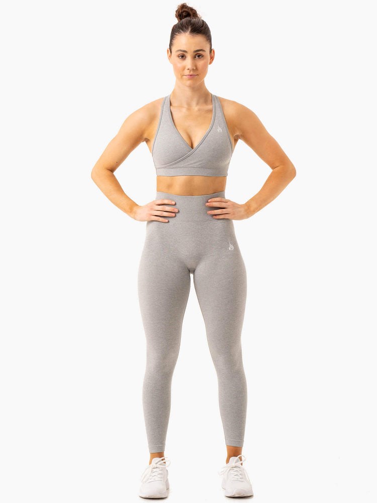 Ryderwear Essential Seamless Cross Over Sports Bra Ljusgrå | NCX-069375