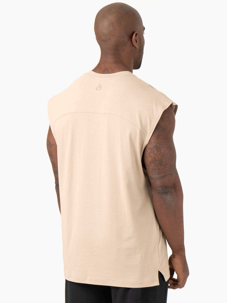 Ryderwear Pursuit Breda Cut Tank Sand | UFZ-168342