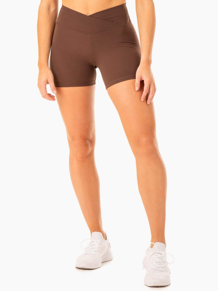 Ryderwear Serene Cross Over Scrunch Shorts Choklad | UCZ-236704